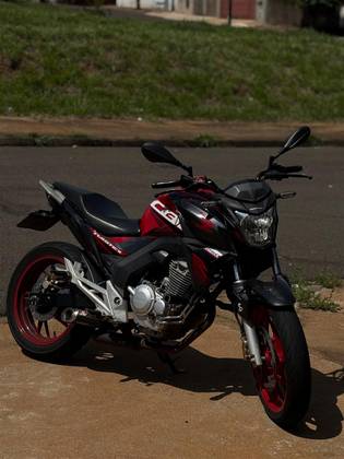 HONDA CB TWISTER 